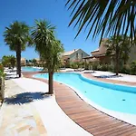 Aquamarina Village